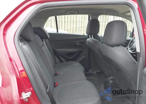 2015 Chevrolet Trax 1Ls z USA, uszkodzony, nr VIN KL7CJKSB7FB078919